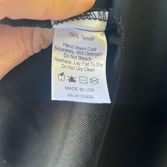 Amour Vert Long Sleeve Rollup Blouse - Picture 5 of 6